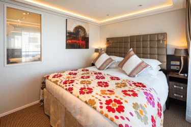 AmaWaterways AmaStella CAT AB 1.png